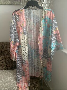 Patchwork Floral Satin Kimono in Pink & Aqua